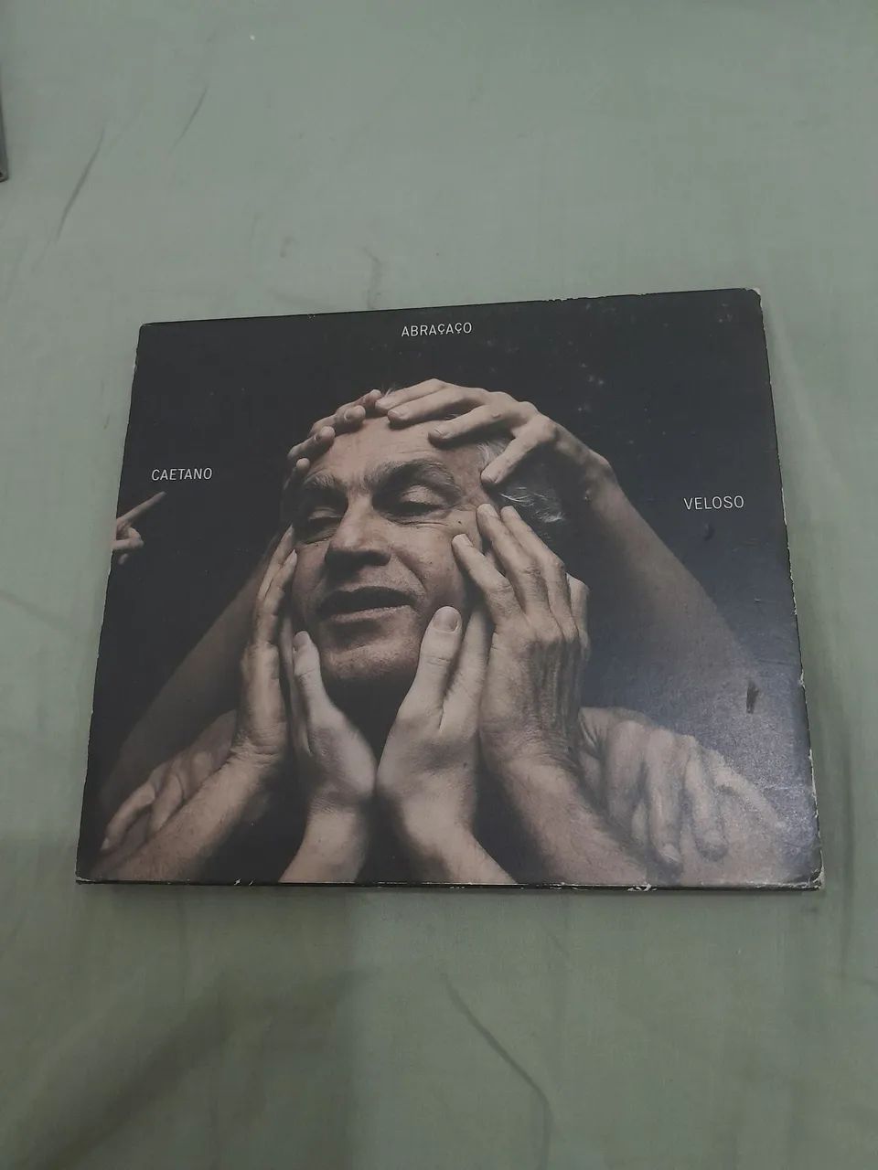 Cd Caetano Veloso abraçaço