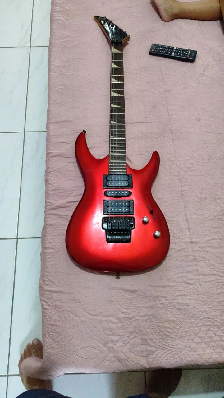 Guitarra Groovin 24 trastes 