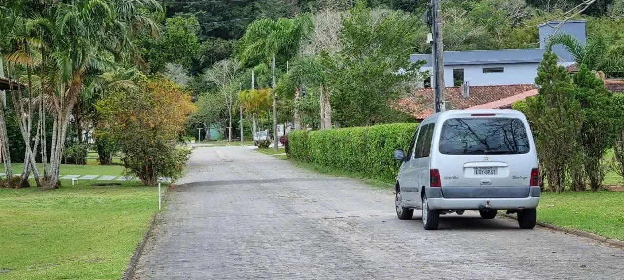 TERRENO EM CONDOMÍNIO NA CACHOEIRA