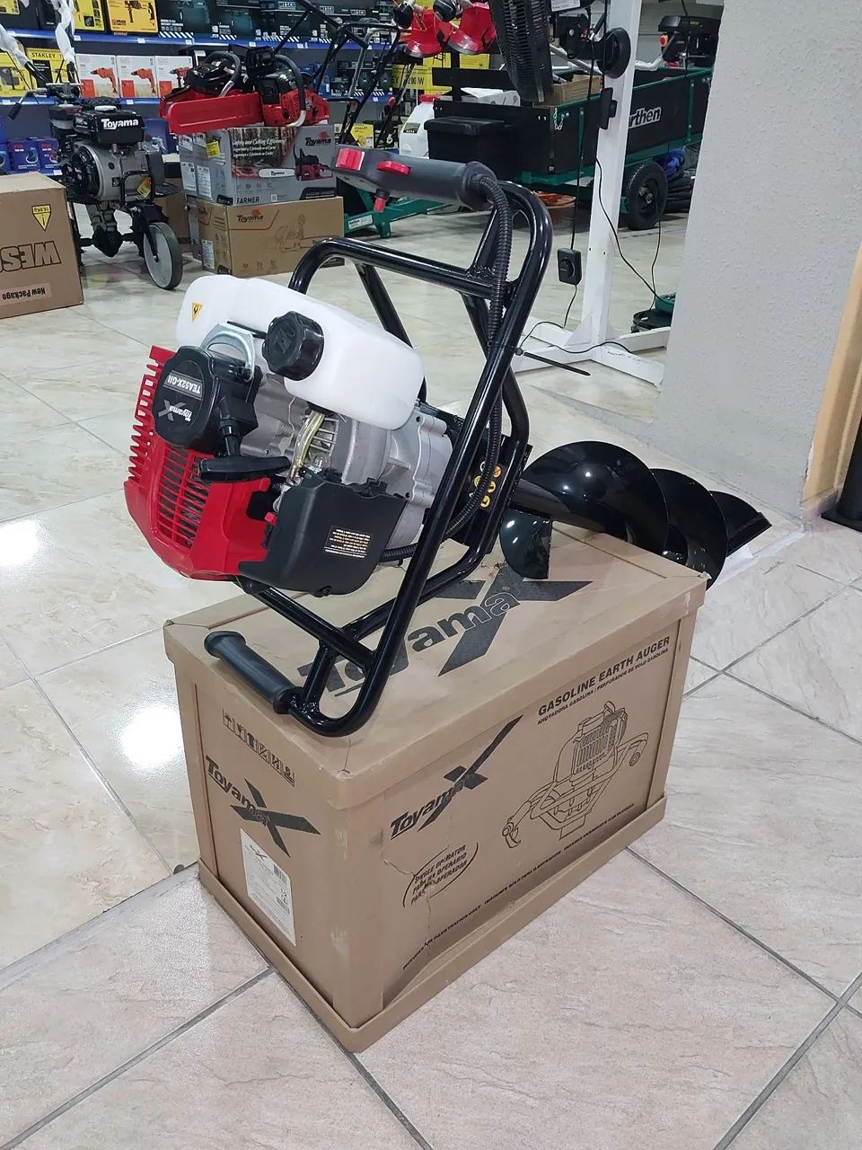 Perfurador de solo a gasolina 2.2hp 52cc Toyama (Loja) - Foto 4