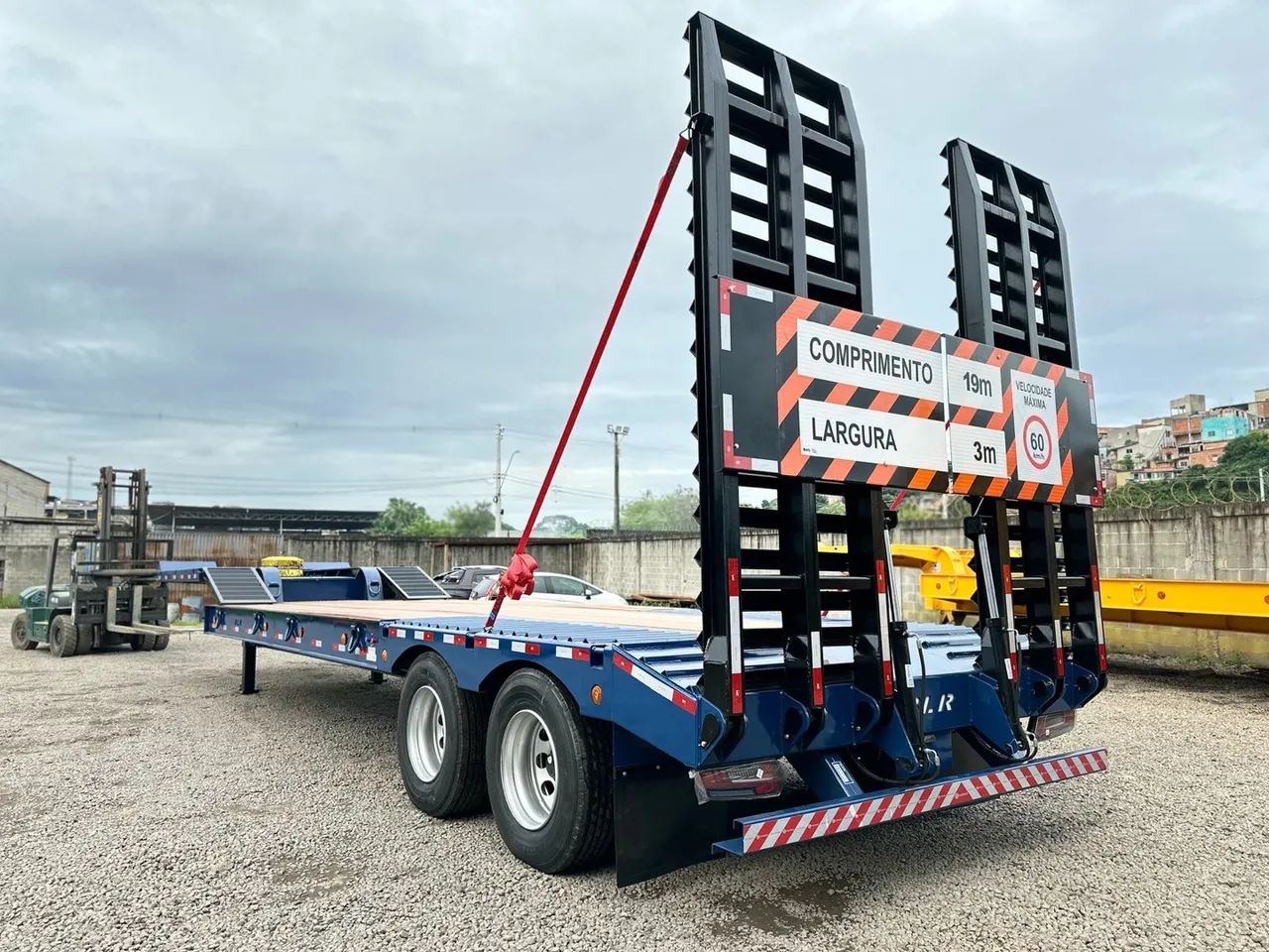 Carreta Prancha carrega tudo 2, 3, 4, 5 ,6 eixos e Caçamba Basculante - Foto 5