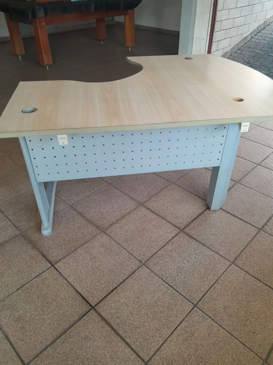 Escrivaninha de canto moderna - Foto 3