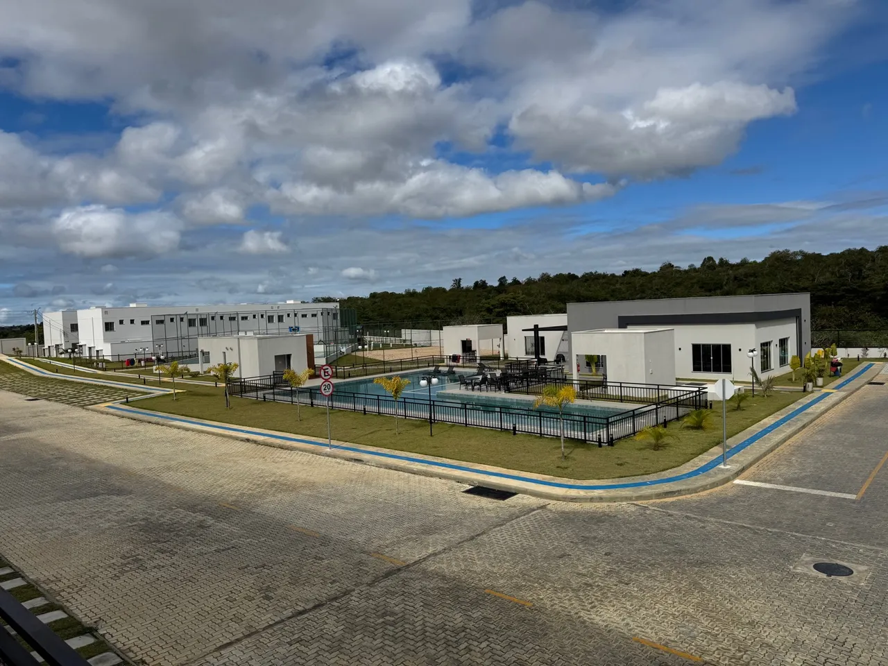 Alugo apartamento no dona Olivia universidade