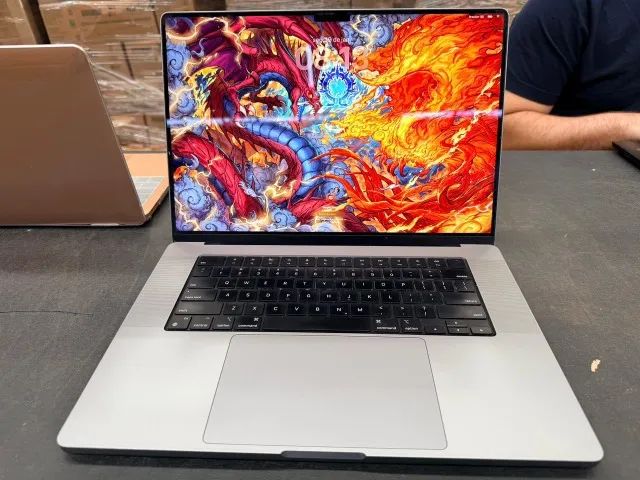 macbook m1 pro 16 pol 16/1tb - semi novo - Notebooks