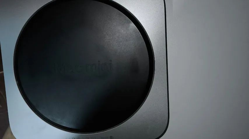 Mac Mini M1 16GB RAM 512GB SSD - Excelente Estado - Computadores e