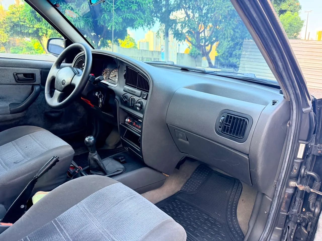 Volkswagen Logus 1.8 / CLI / CL (álcool) 1997 - Foto 5