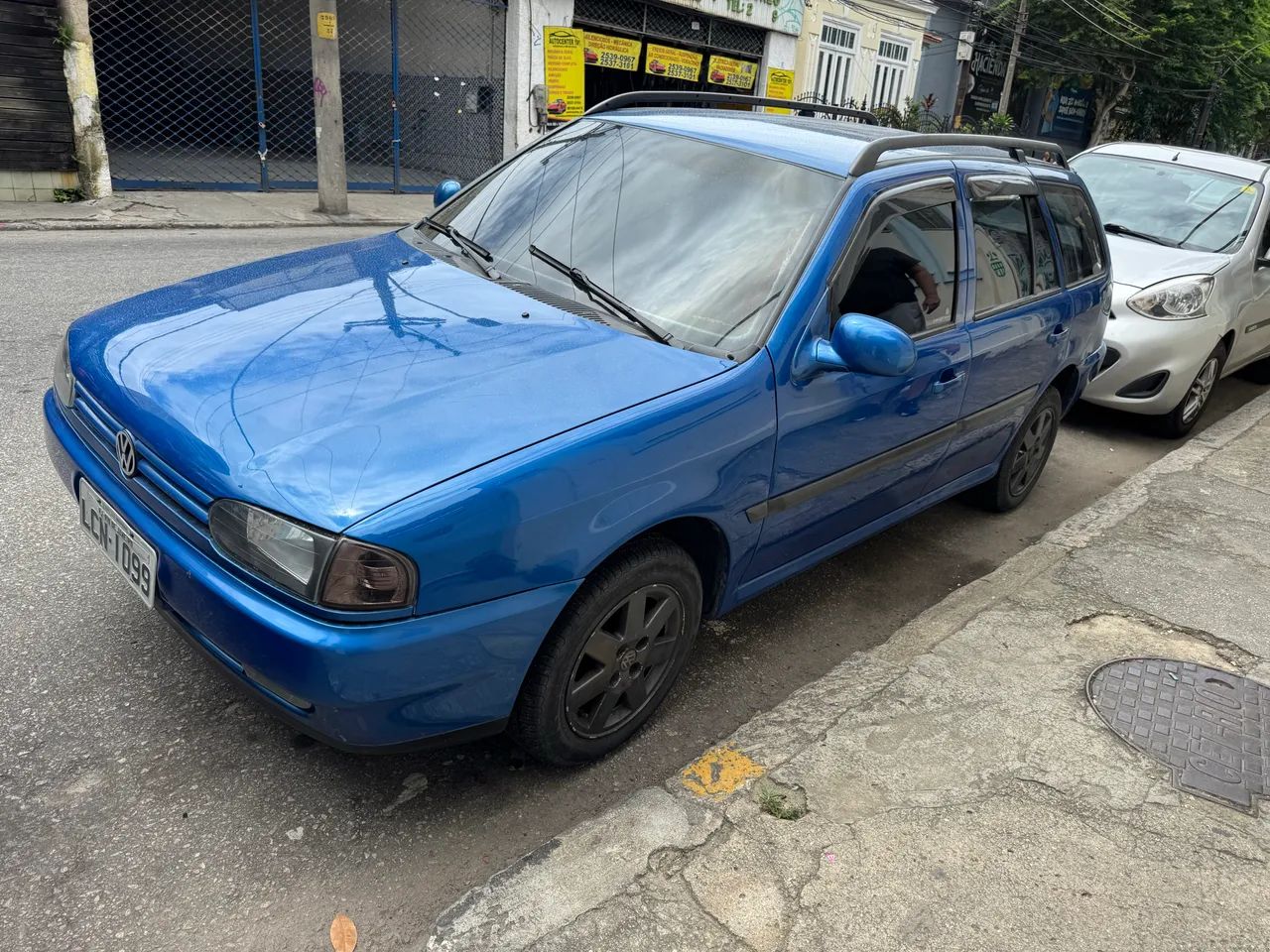 Volkswagen Parati GL 1.8 MI/ Club 1.8 MI 2P E 4P (álcool) 1999