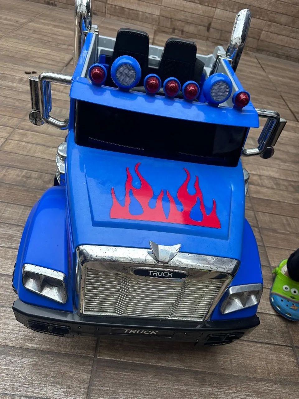 Mini Carro elétrico infantil 