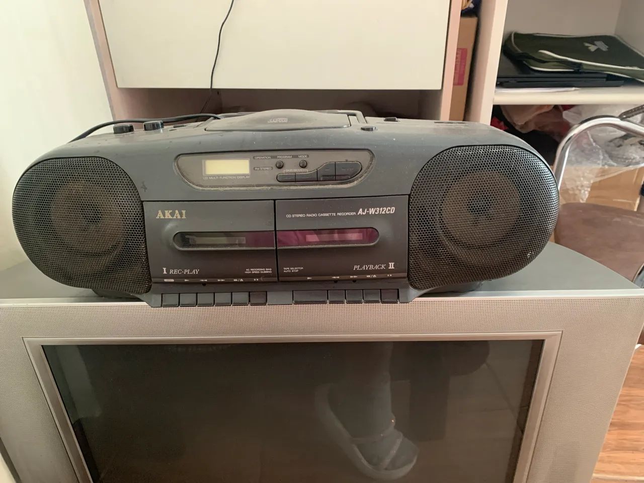 rádio antigo 