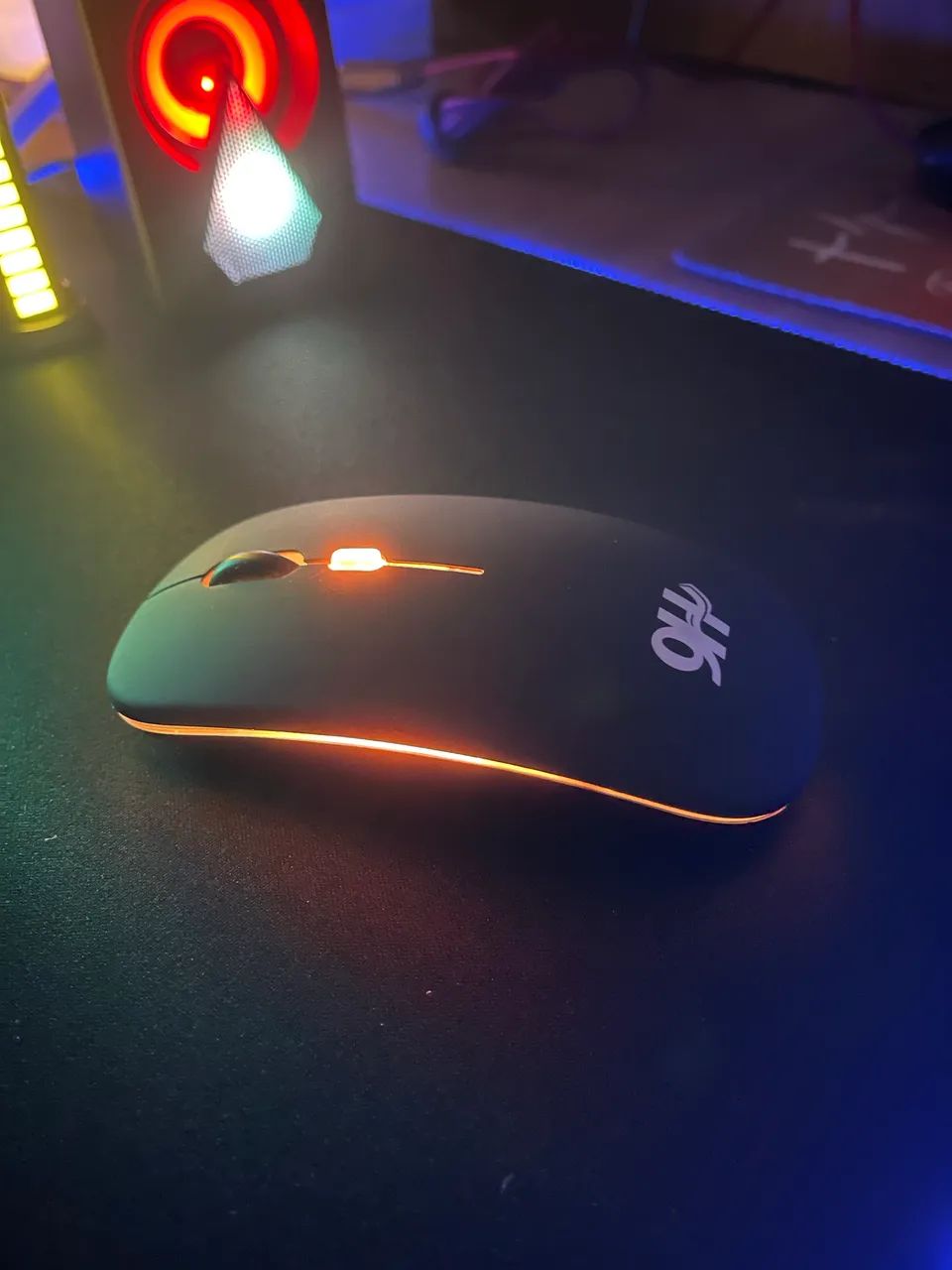 Mouse Sem-Fio RGB Modelo A6015