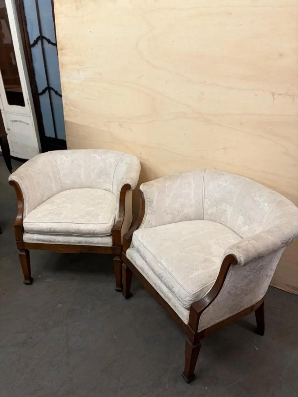 Par de Poltronas em Vinhático - Foto 4