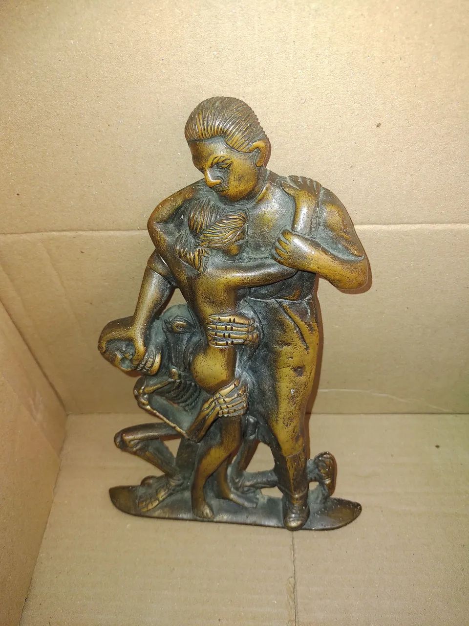 Estatueta em Bronze, antiguidade, original, perfeito estado.