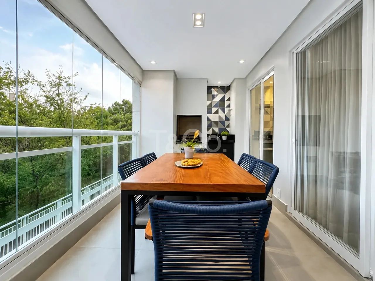 Apartamento Mobiliado Com 3 Suítes No Taquaral Com 2 Vagas Cobertas - Foto 3