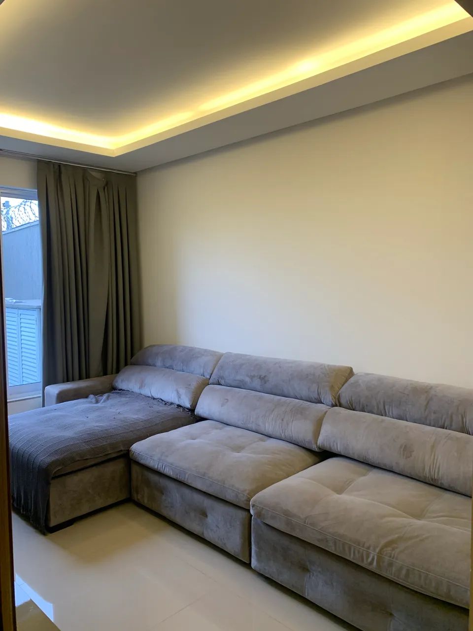 Sofá Retrátil Reclinável 3m Luxo Cinza Super Confortável?