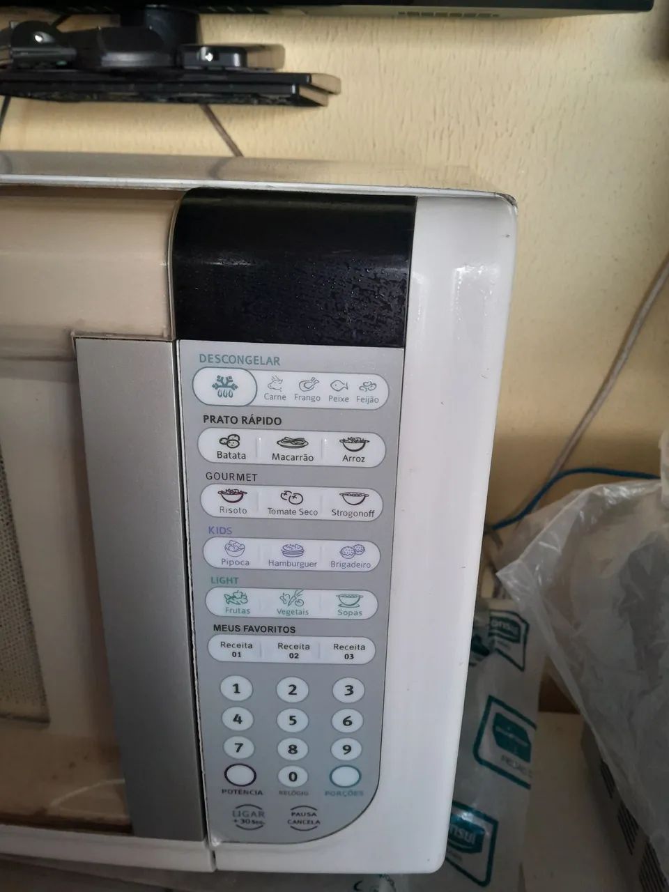 Microondas Electrolux 31 litros - Foto 3