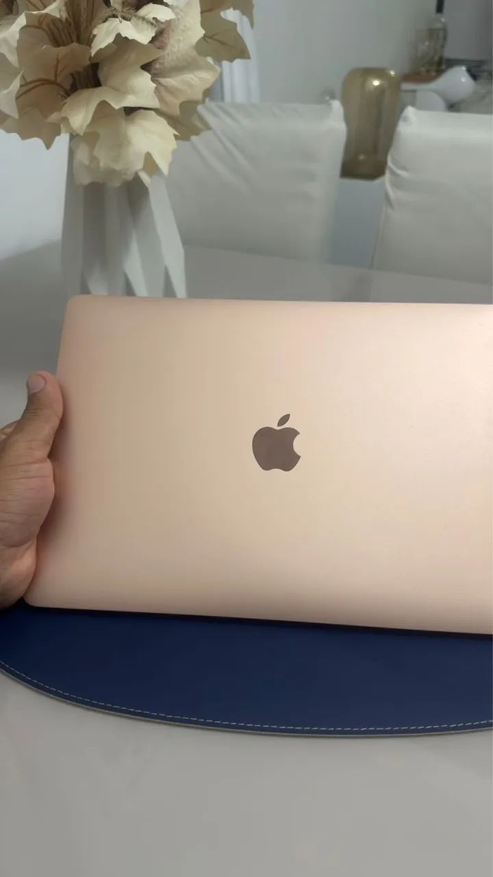 Apple MacBook Air 13インチ M1 本体 US配列 Apple Macbook Air 13” MGND3BZ/A M1 8GB SSD de 256GB Dourado (2020
