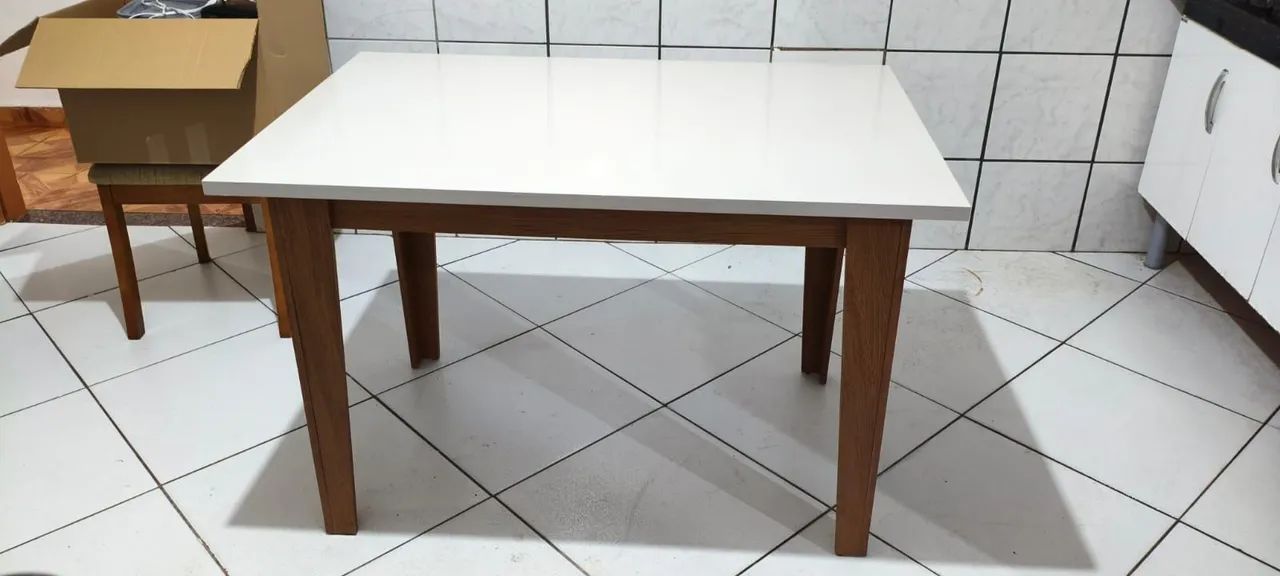 Vendo mesa de jantar