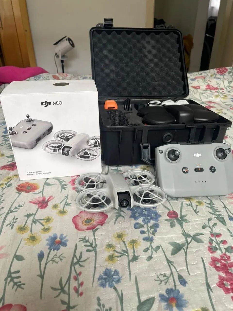 Drone Dji Neo Fly More Combo Cor Cinza DJI051 - Foto 2