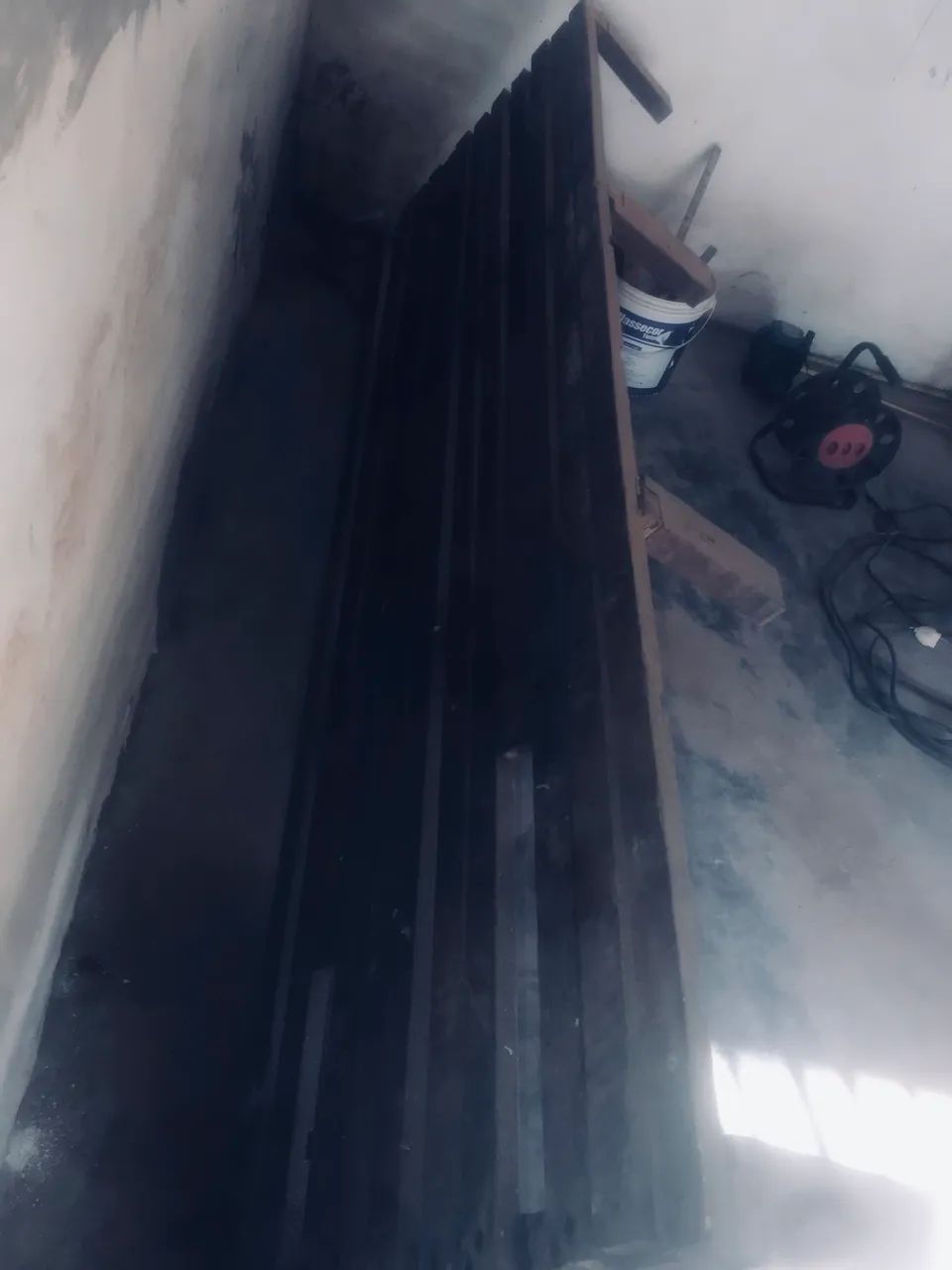 Mesa grande , baixa , 