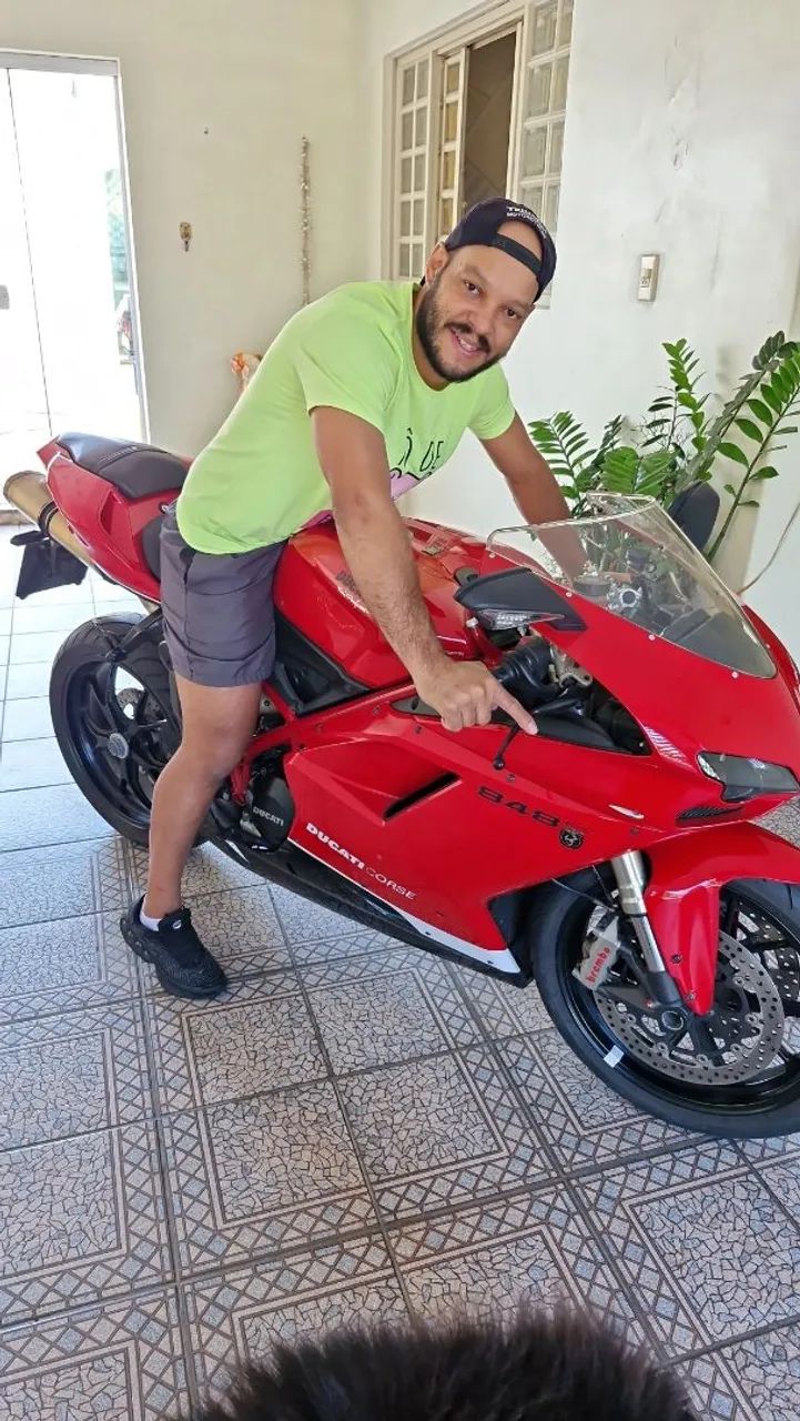 Vendo ou troco por suv  - Foto 3