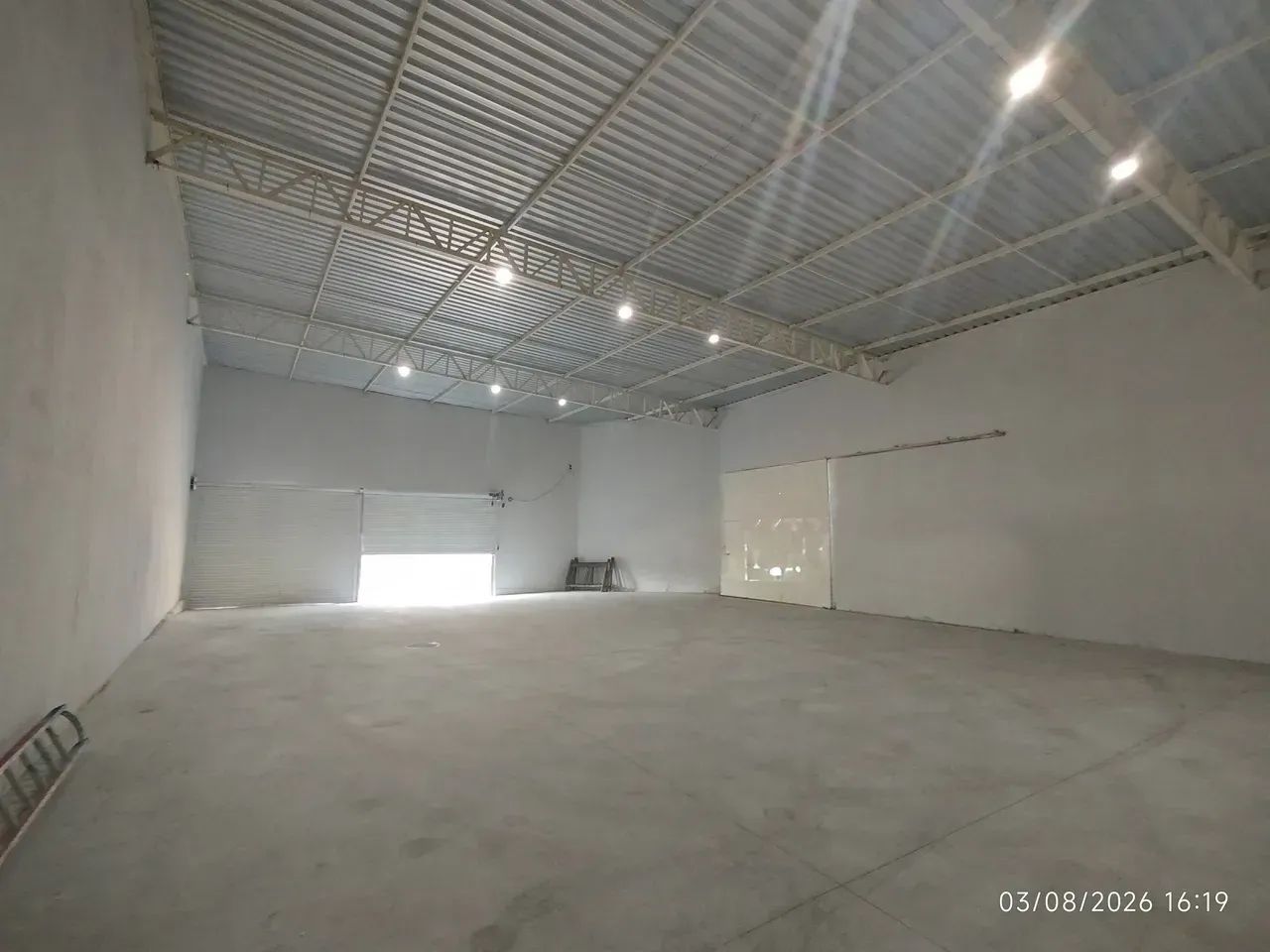 ALUGA-SE GALPÃO NOVO PRÓXIMO AO AEROPORTO - Foto 5