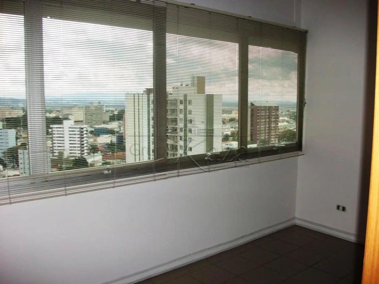 Comercial Sala Condomínio em São José dos Campos - Foto 3