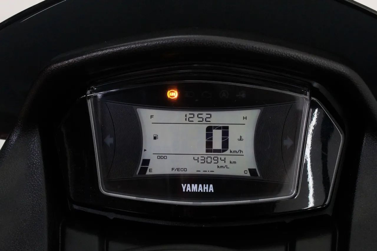 YAMAHA NMAX 160 ABS  - Foto 5