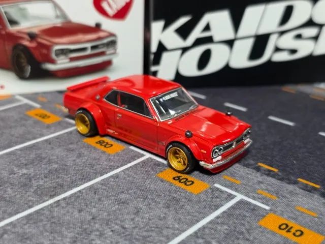 Nissan Skyline 2000GT-R - MiniGT Kaido House