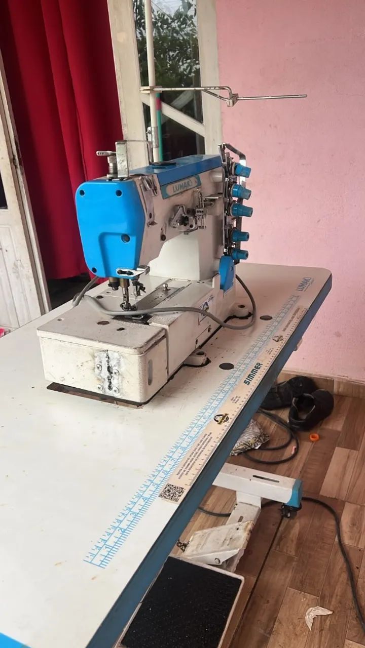 Máquina de costura  - Foto 3