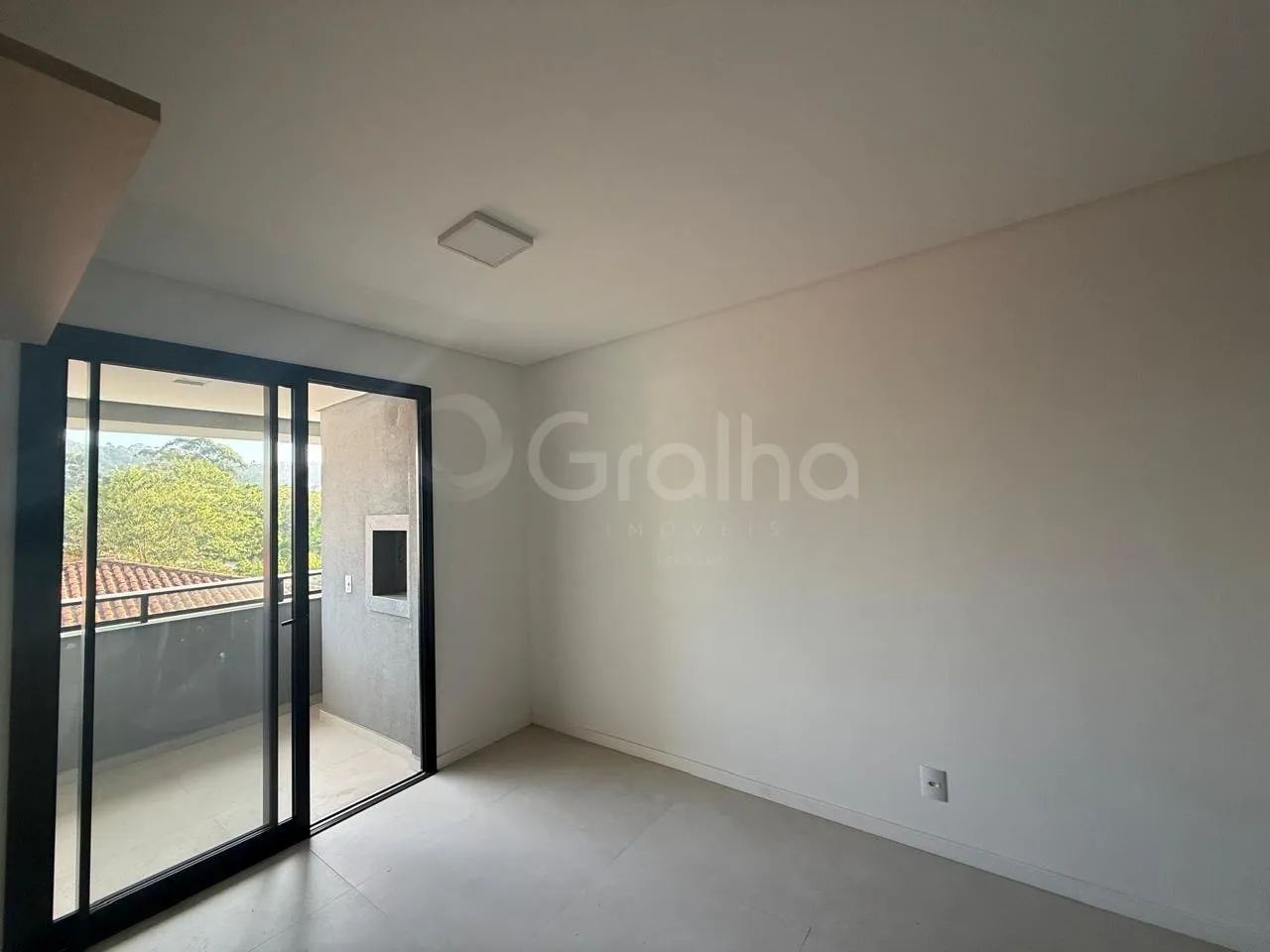 Apartamento de 68m² com 2 quartos no Saco Grande - Foto 2