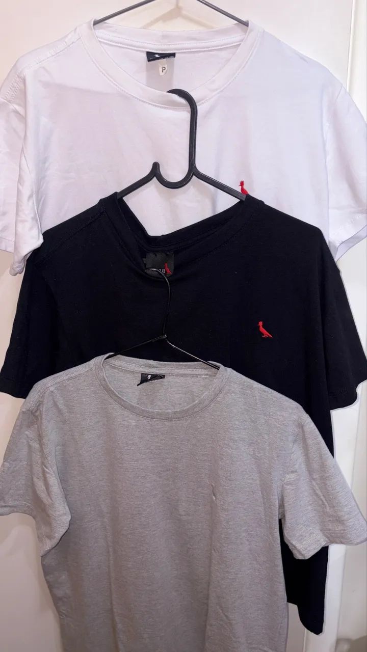 Conjunto 3 camisas - Reserva. Tamanho P.  - Foto 2
