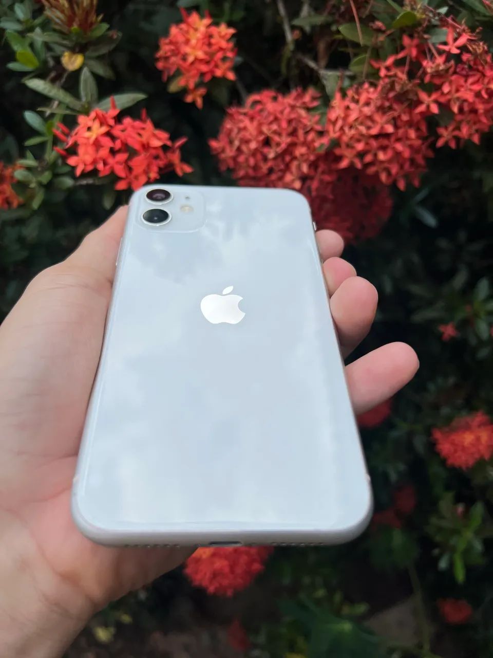 Iphone 11 Branco - Foto 2