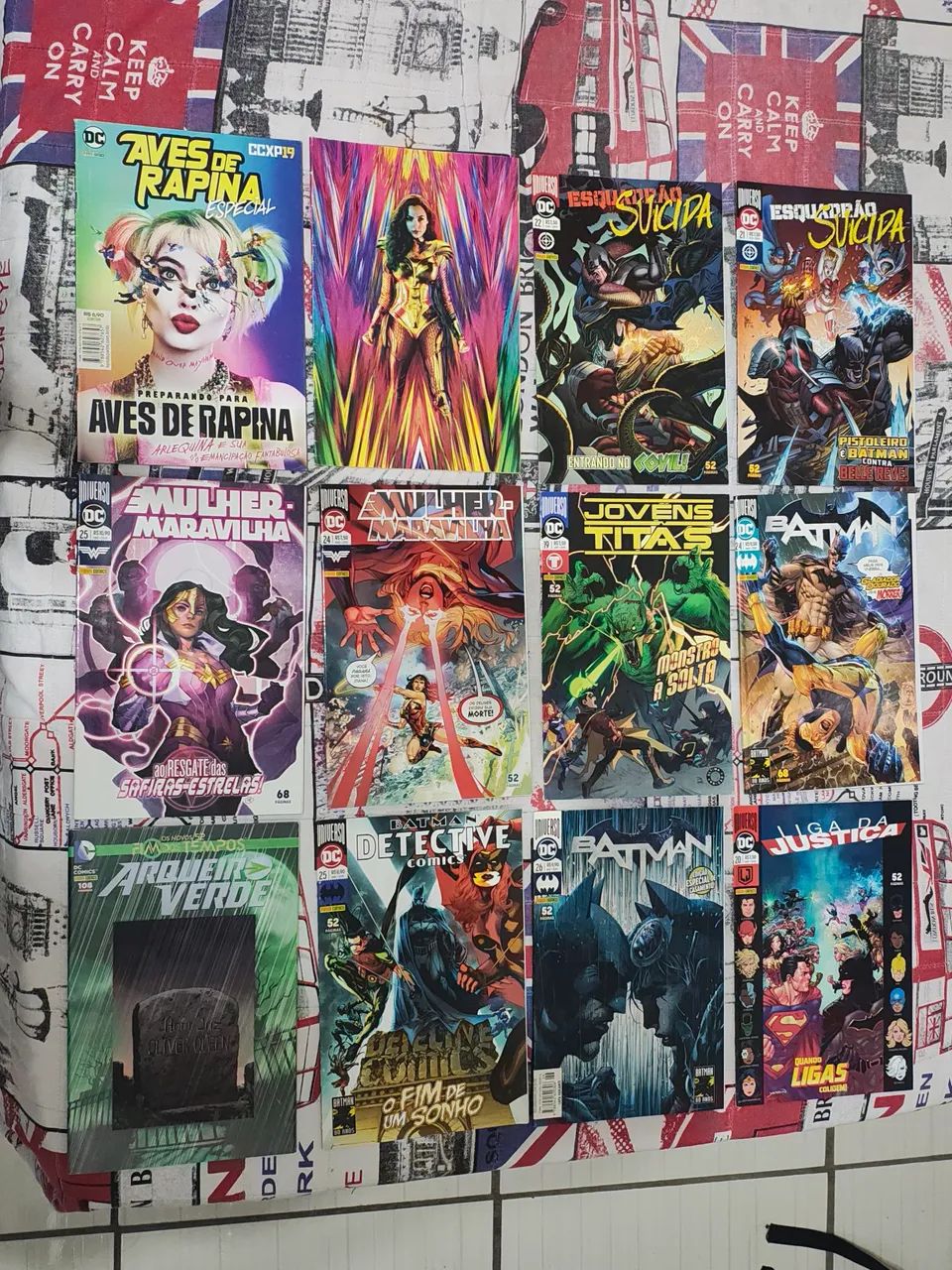 Lote com 42 HQs/Livros DC, Marvel e Outras - Foto 2