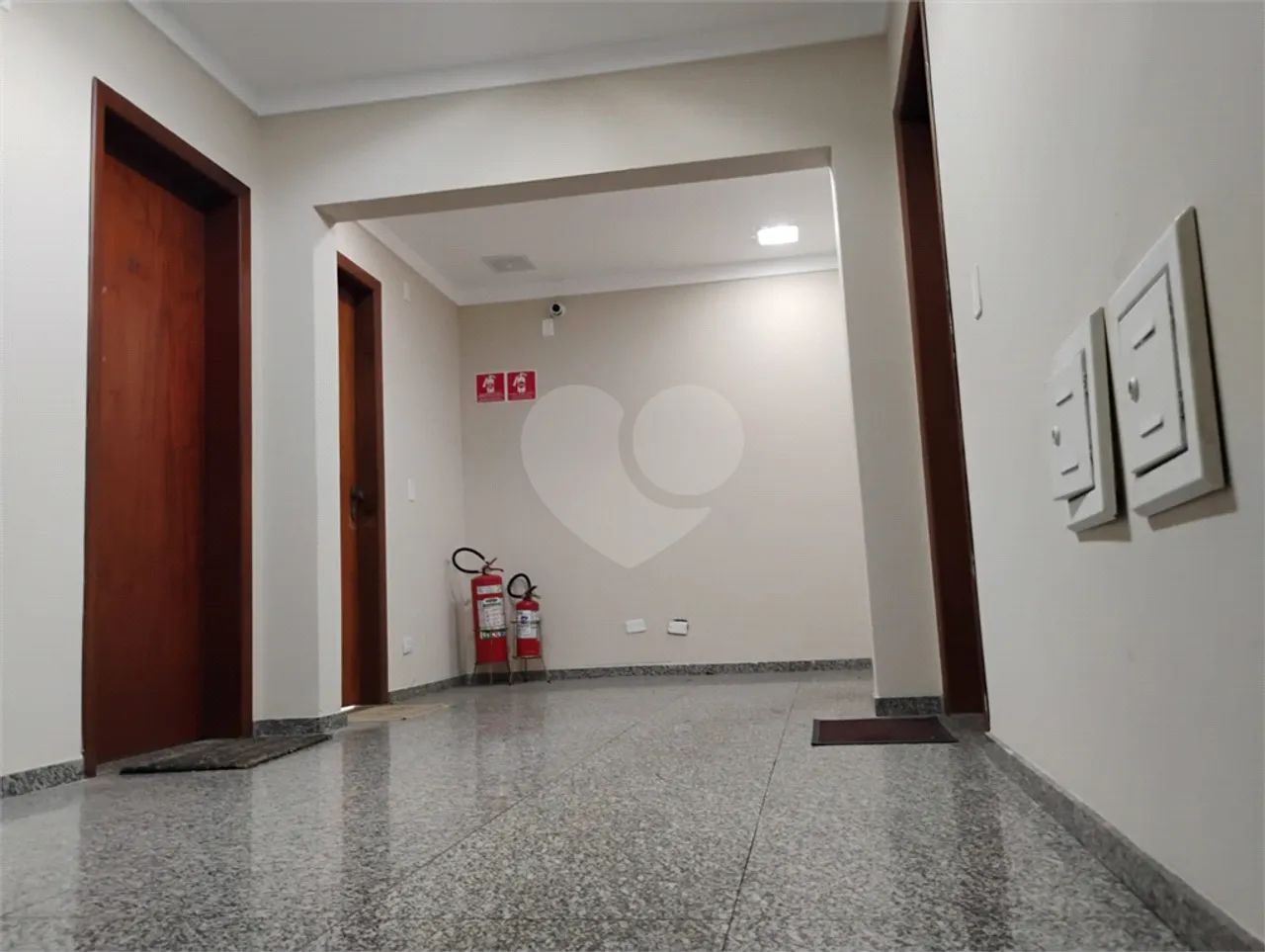 Ótima sala comercial com 40 m2. na Vila Santa Catarina - Foto 2
