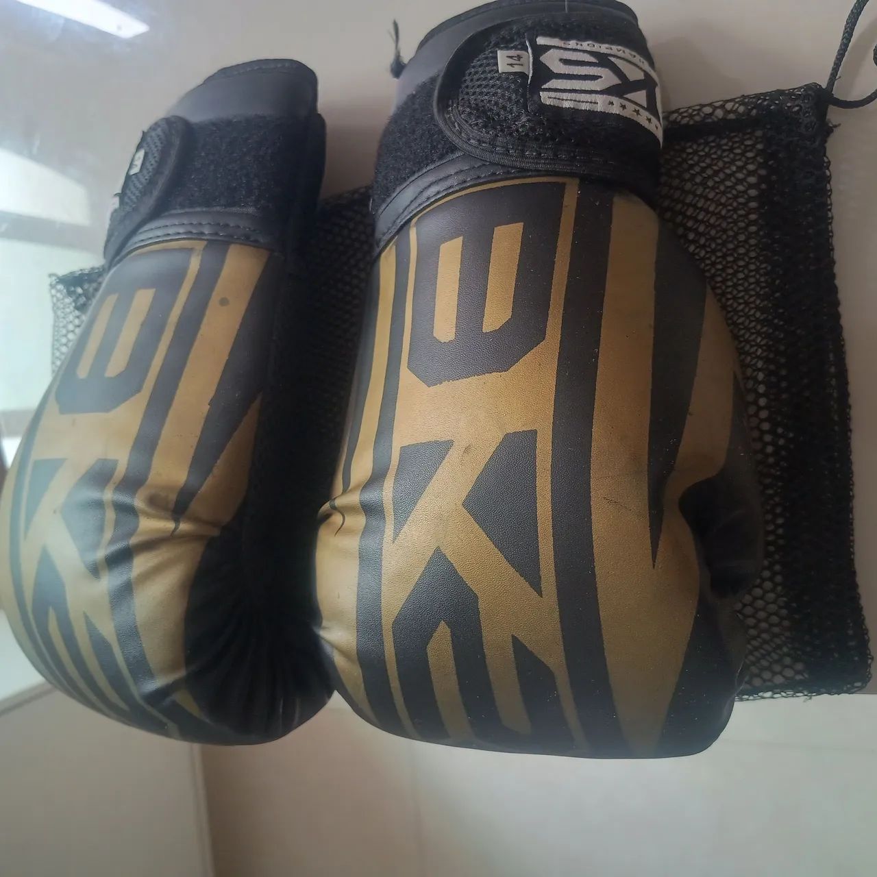 Luva box