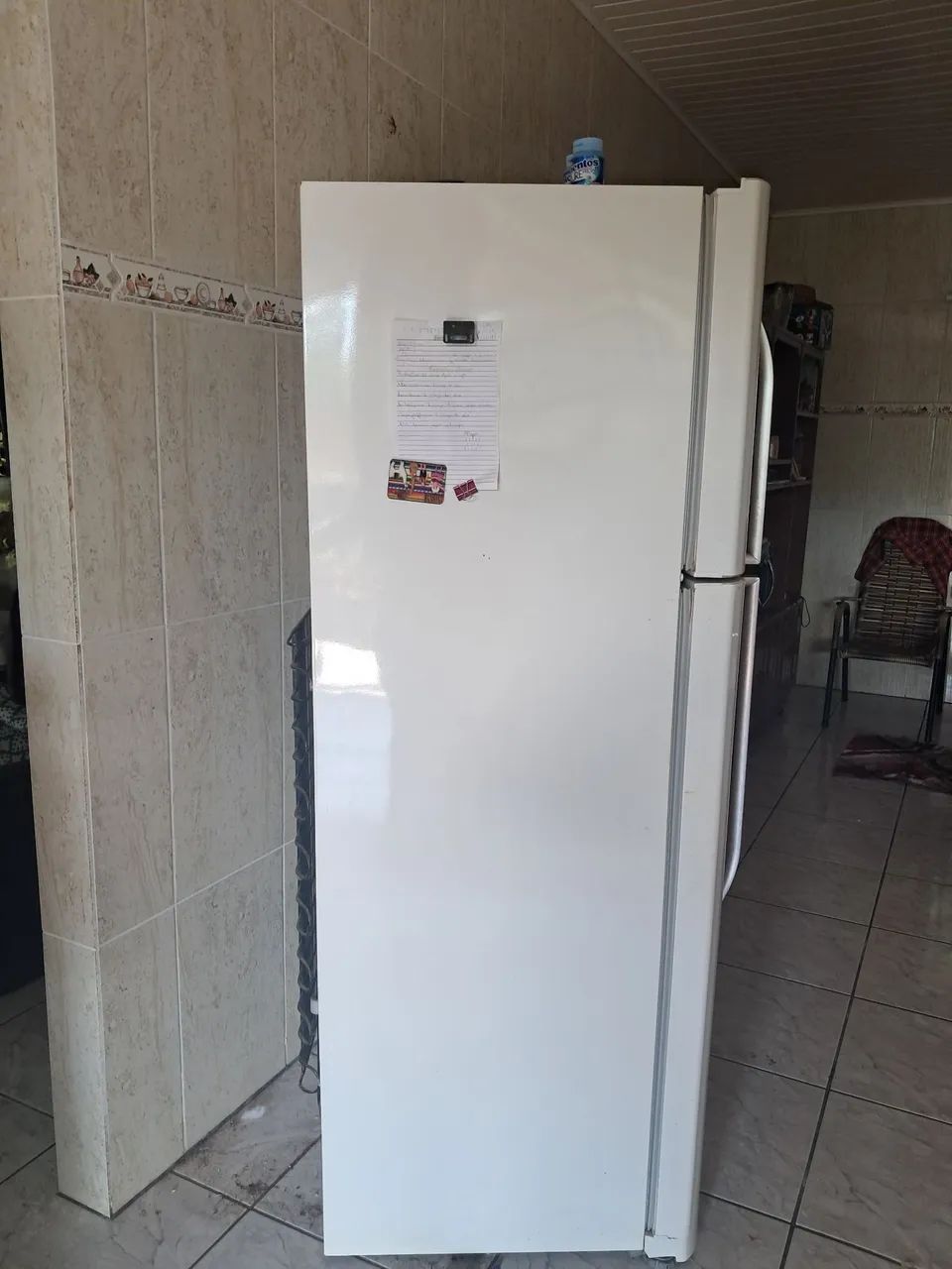 Vende se geladeira semi nova  - Foto 2