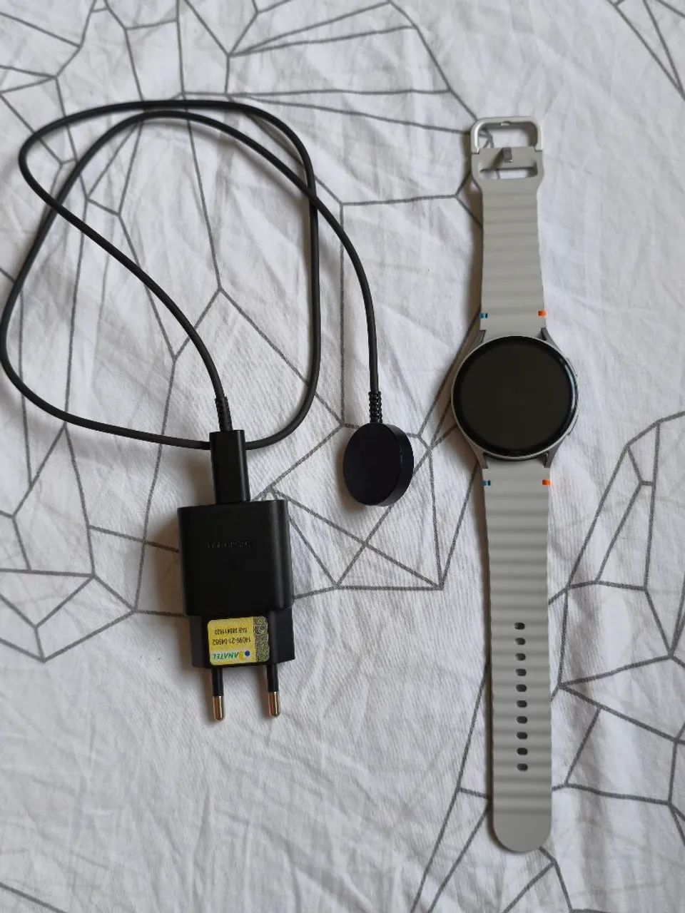 Galaxy Watch 7 44mm LTE com película protetora  - Foto 2
