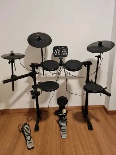 Bateria musical eletrônica 