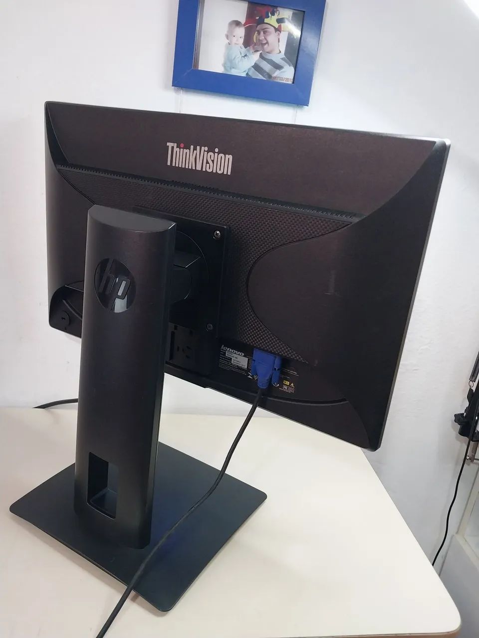 Monitor Lenovo ThinkVision E2003b 20" - Perfeito para Trabalho e Estudos - Foto 5