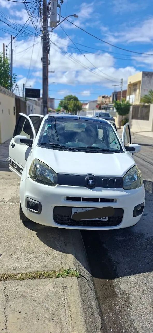 Fiat Uno Attractive 1.0 EVO Fire Flex 8V 5P 2015