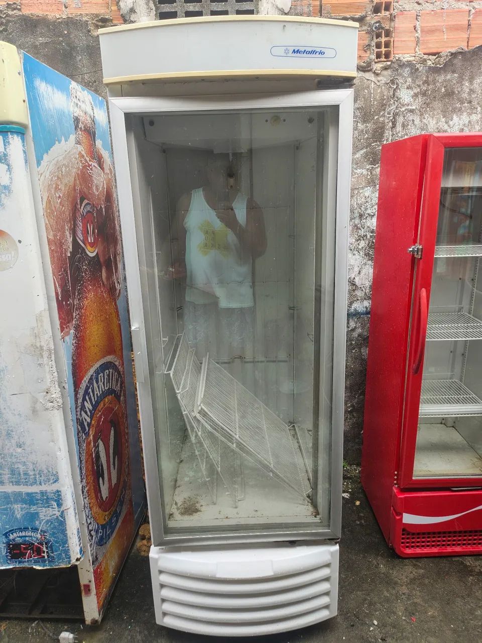 Freezer expositor metalfrio 220v
