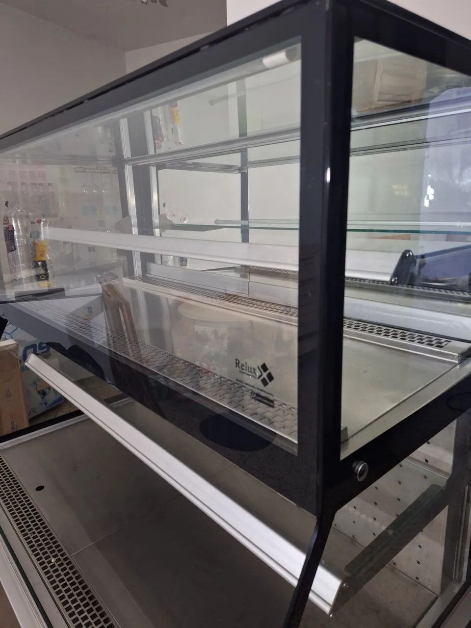 Vitrine Refrigerada Dupla Mista Inox (Doces e Bebidas)  - Foto 5