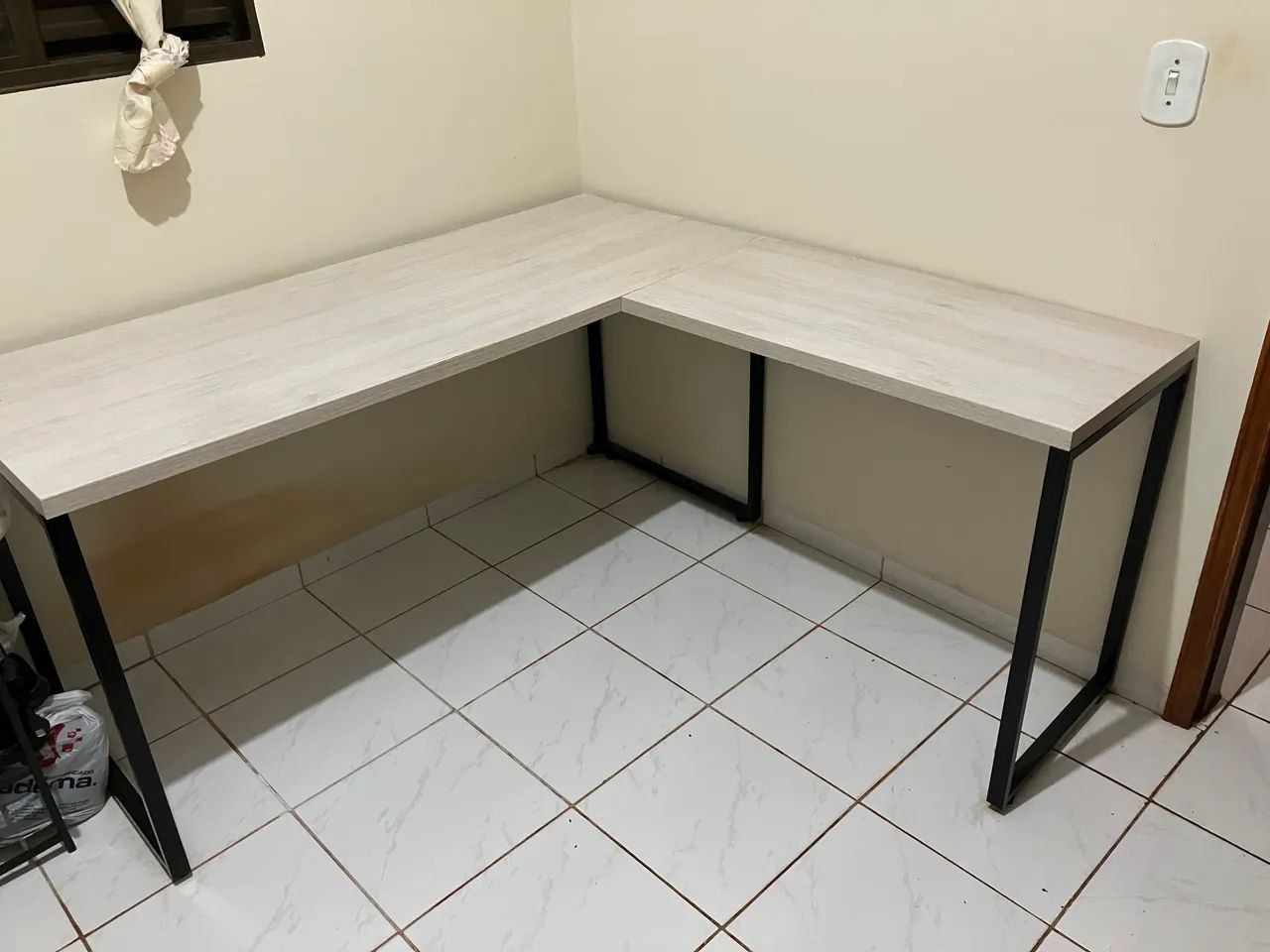 Escrivaninha MDP - Foto 2
