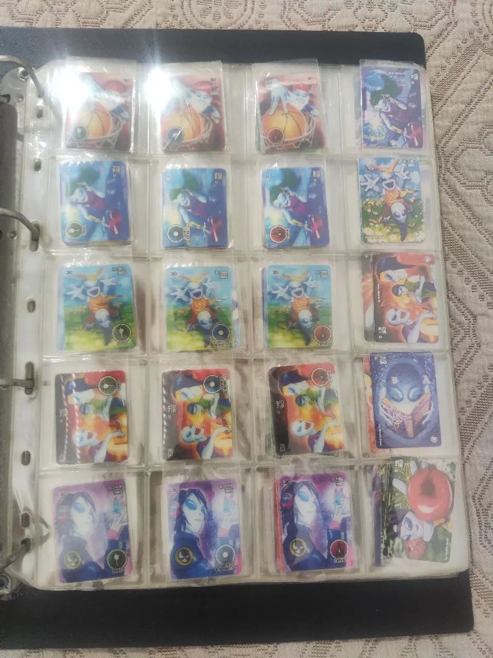 coleção conexão alien elma chips faltando 1 card - Foto 3