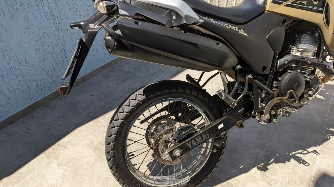XTZ 250 Lander  - Foto 3