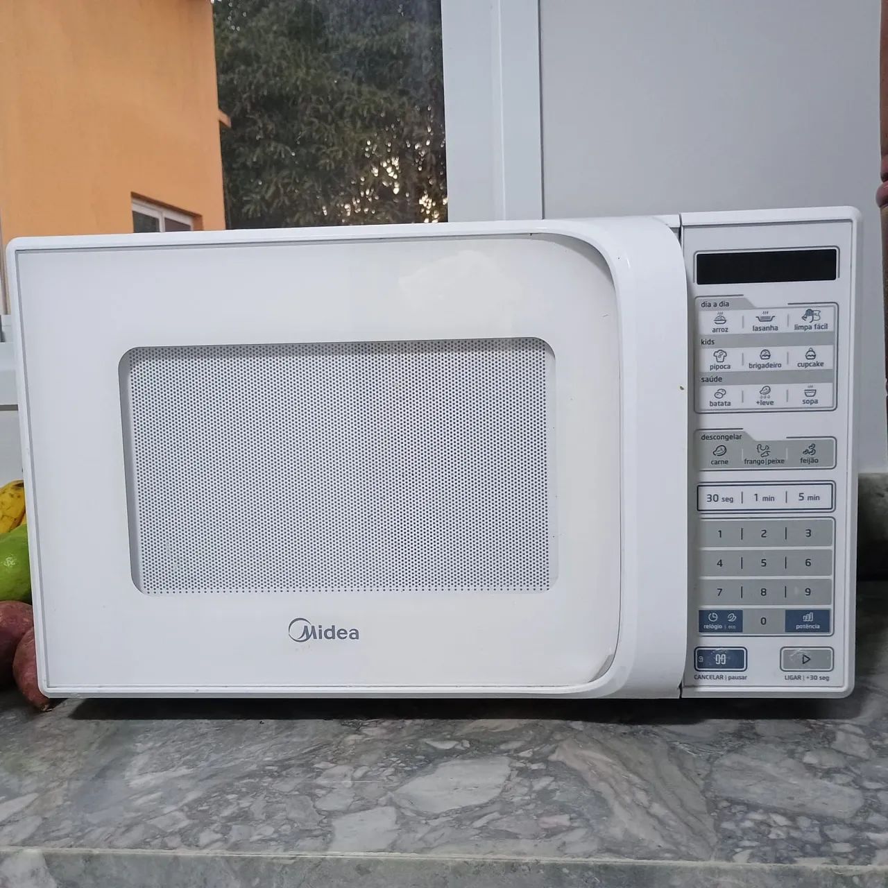 Microondas 30L Midea 