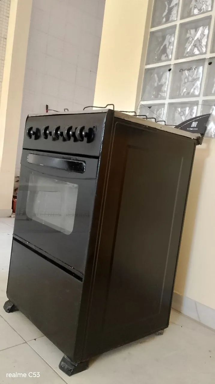 Fogão 4 bocas funcionando perfeitamente entrega grátis são Luís  - Foto 3