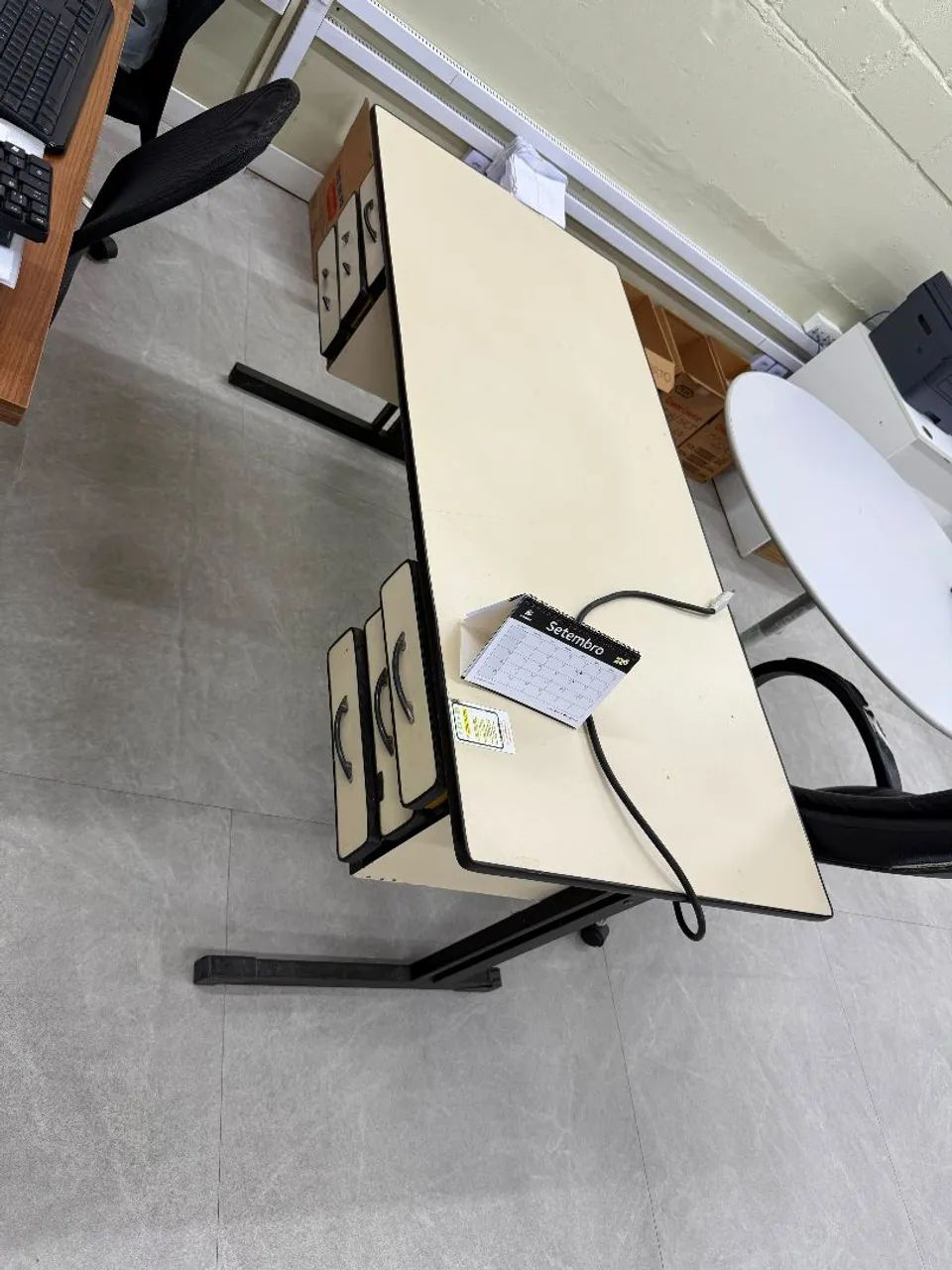 Mesa de escritorio  - Foto 5
