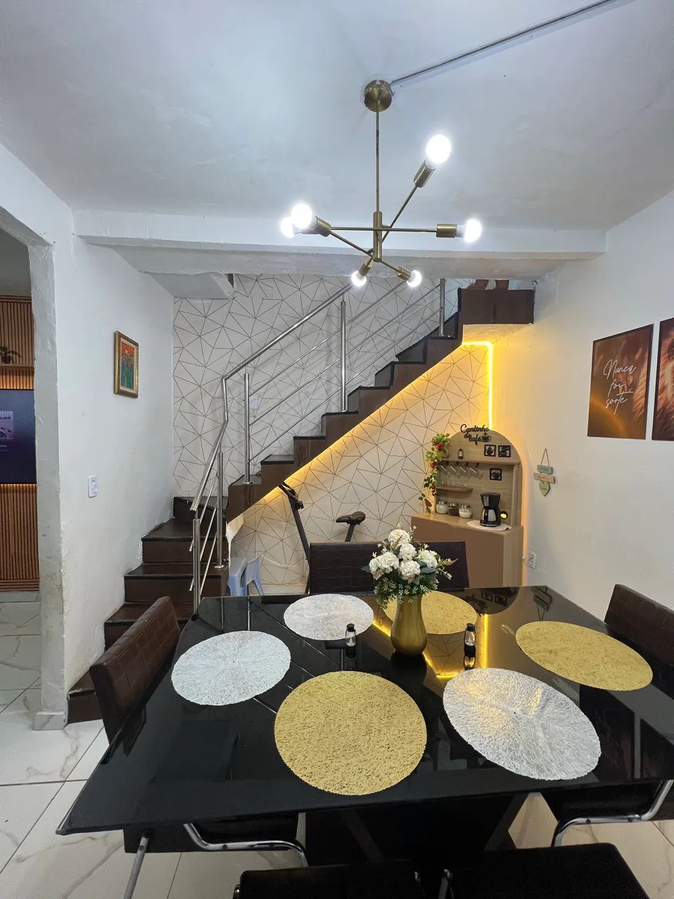 CASA NO COQUEIRO / Bem localizada  - Foto 4