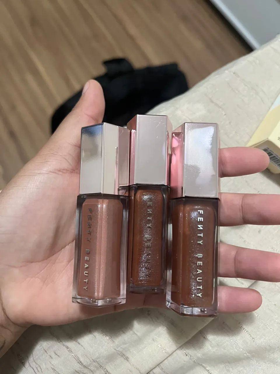 Gloss fenty beuty